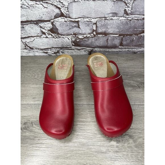Danish Design Red Leather Wooden Heel Handmade Clogs Shoes Women Sz 38EU/7.5M US - Picture 16 of 16